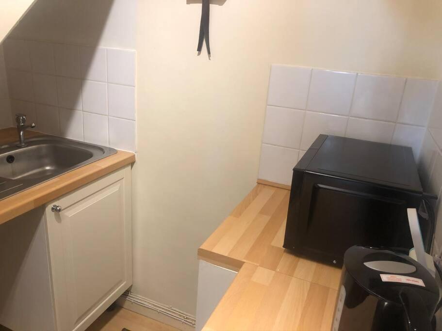 West Drayton  Marcela'S Place - Private Studio Near Heathrow מראה חיצוני תמונה